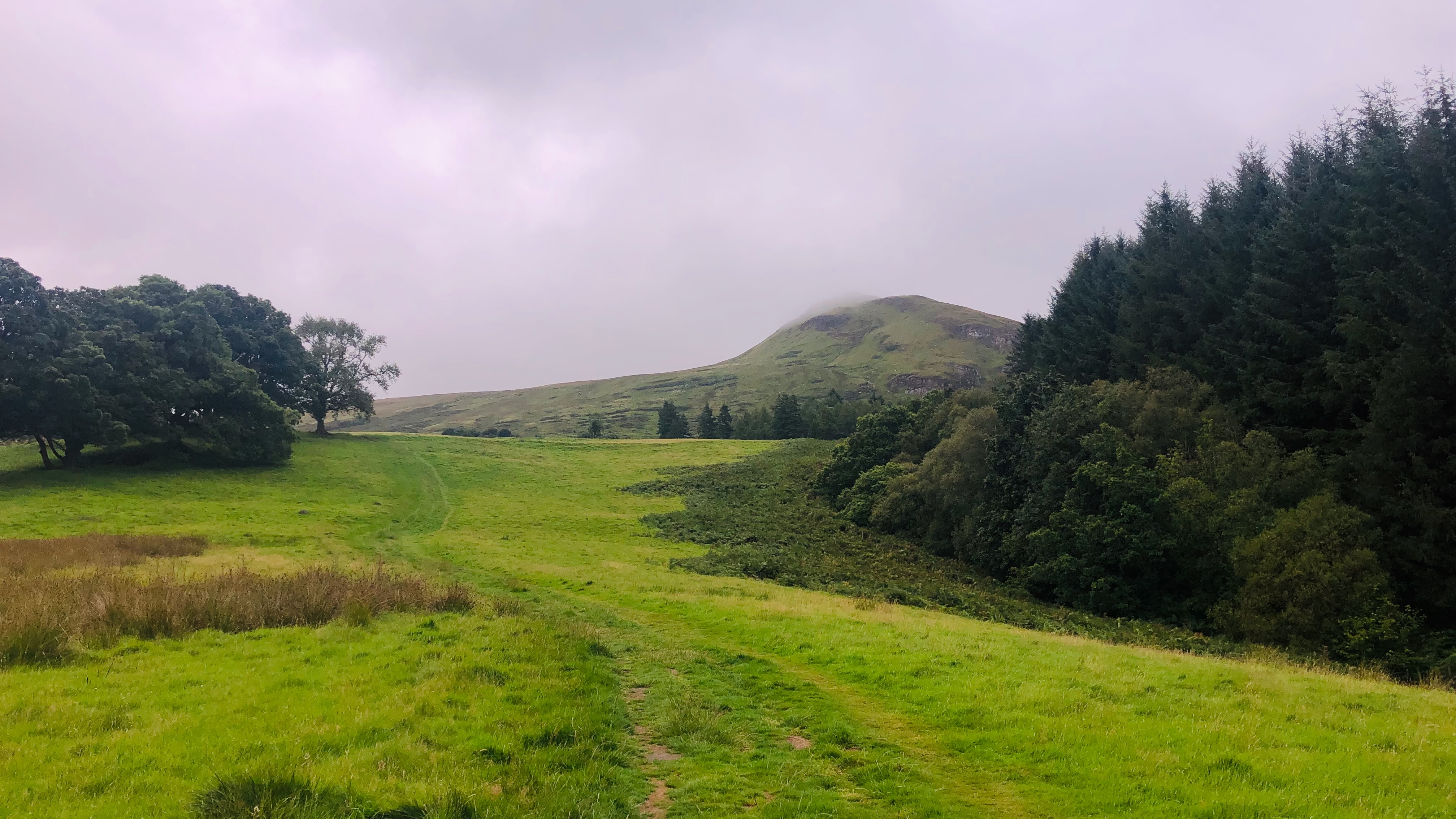 Hiking in Scotland: Dumgoyne Hill